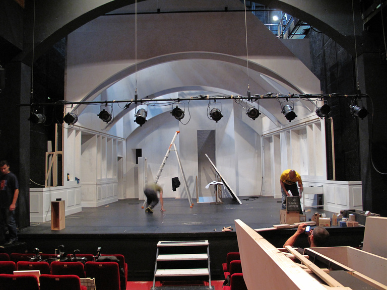 Atelier Devineau - 2010-08 - LES FEMMES SAVANTES - montage39.jpg