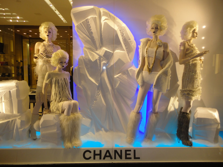 Atelier Devineau - 2010 - X73 ICEBERG - vitrine7.jpg