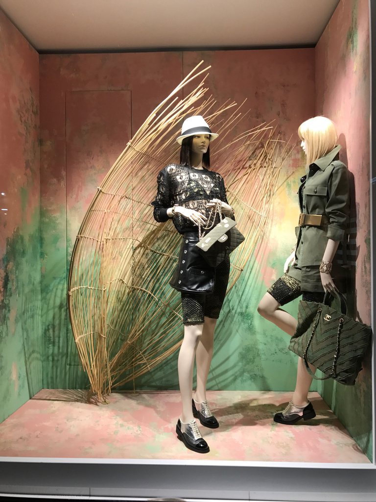 Atelier Devineau - 2016 - X112 CUBA - vitrine16.jpg