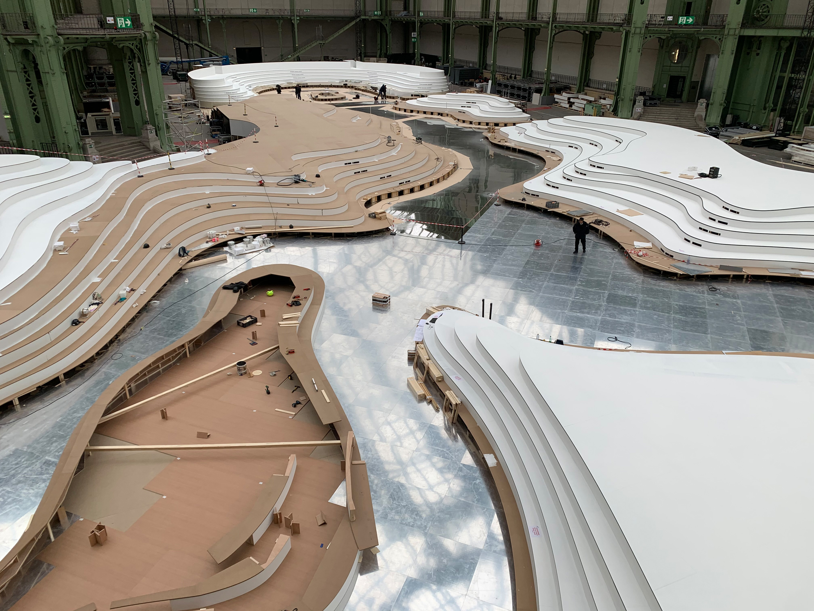 Atelier Devineau - Ready-to-Wear Chanel fashion show Fall Winter 2020-2021