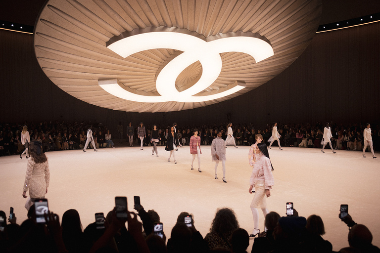 Atelier Devineau - Chanel - Le Bouton